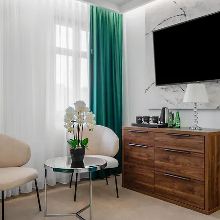 Esentia 3* Zgorzelec