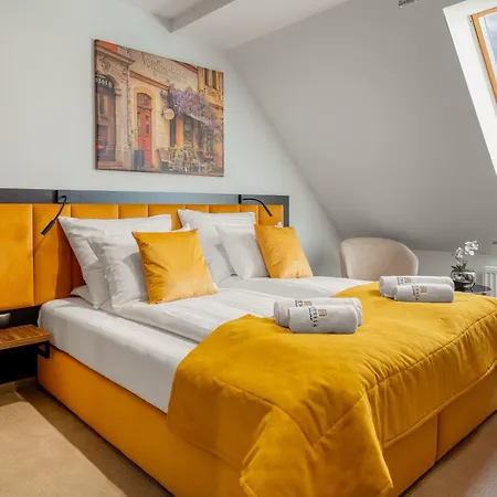 Esentia Gæstehus 3*